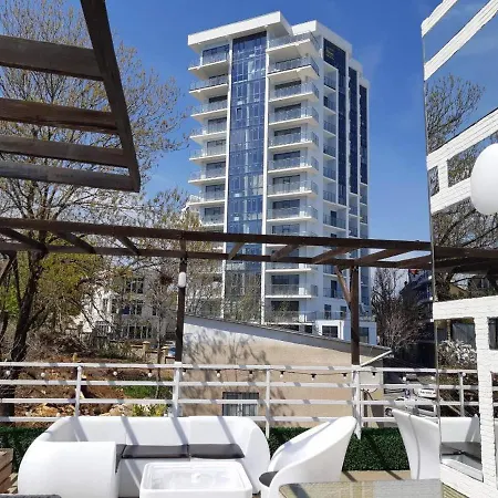 Apartment Новая Уютная Квартира У Моря С Террасой В Жк Миконос Odesa
